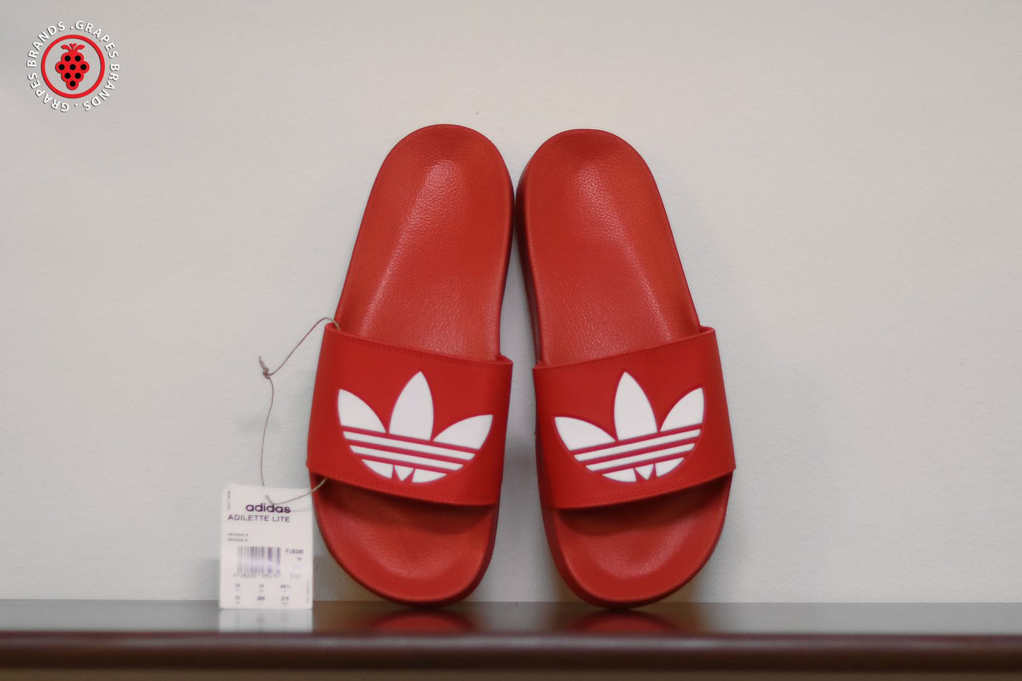 Adidas originals slide